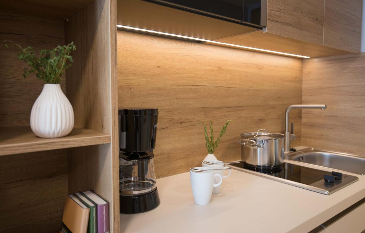 Leo Apartments ميسباش المظهر الخارجي الصورة