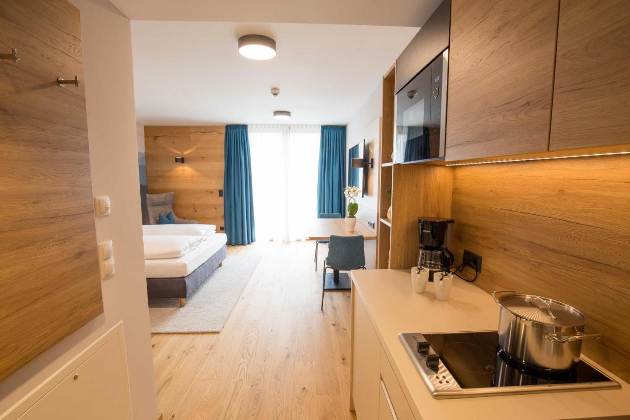 Leo Apartments ميسباش المظهر الخارجي الصورة